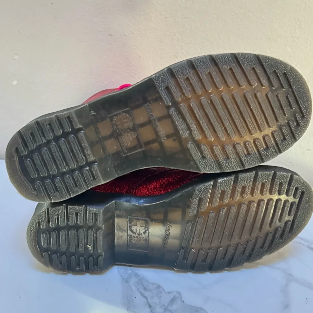 Dr. Martens 1460 Pascal Flame Glitter Boot - Picture 11 of 11